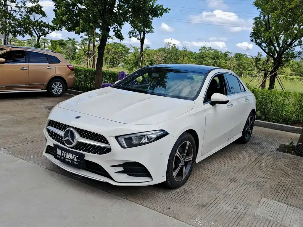 Mercedes-Benz A-Class — фото 1