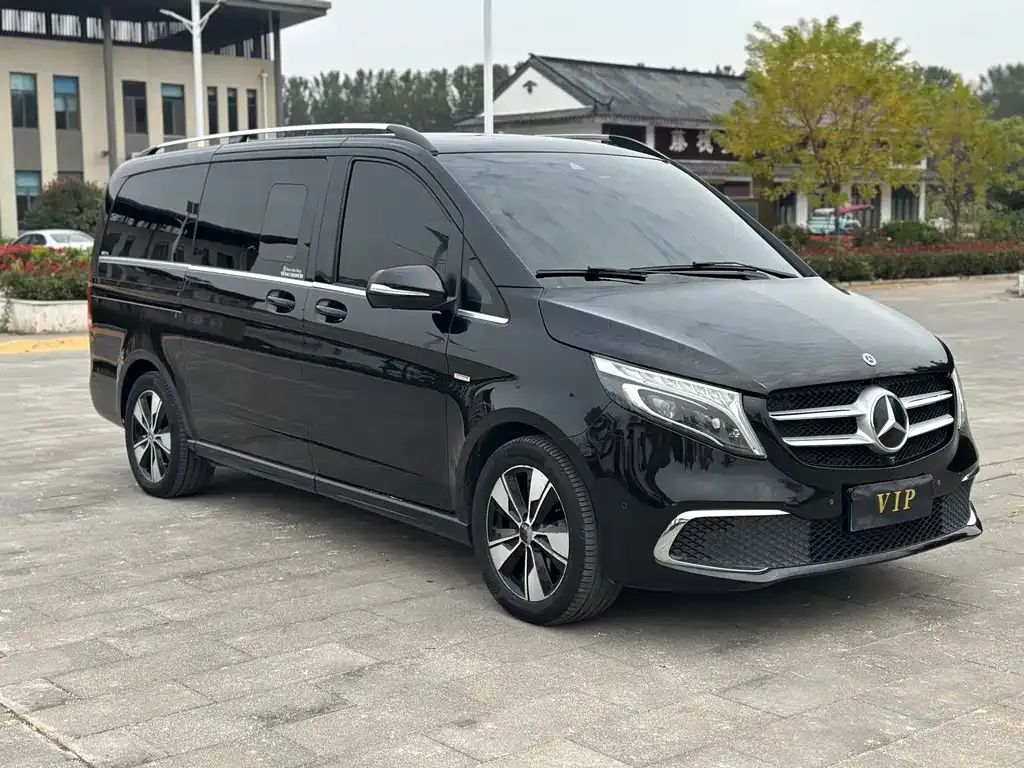 Mercedes-Benz V-Class — фото 4