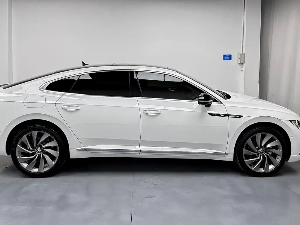 Volkswagen CC 2021 из CN, фото 8
