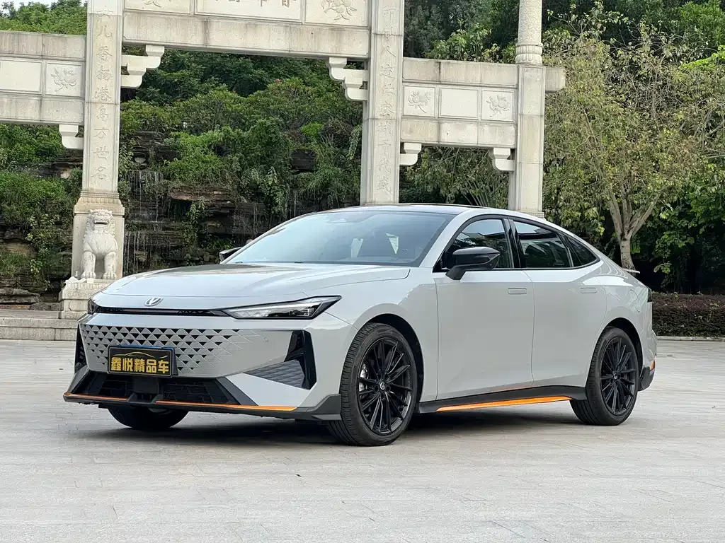 Changan UNI-V 2025 из CN, фото 1
