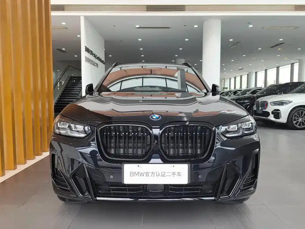BMW iX3 2024 из CN, фото 2