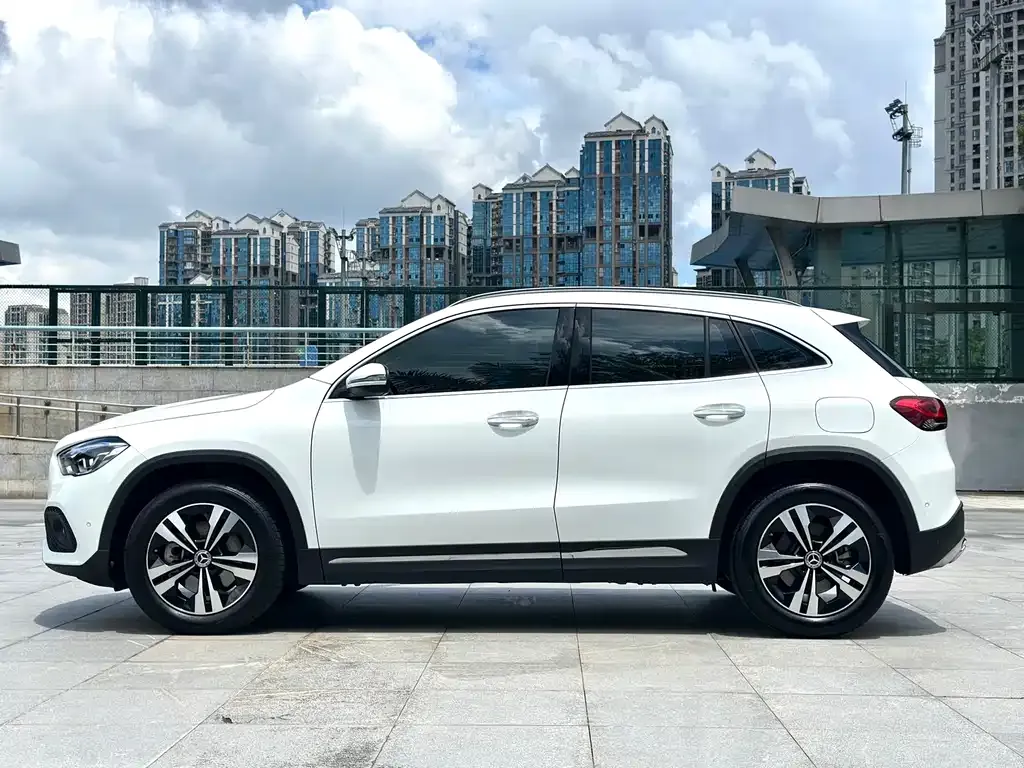 Mercedes-Benz GLA — фото 3