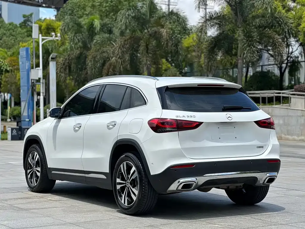 Mercedes-Benz GLA — фото 4