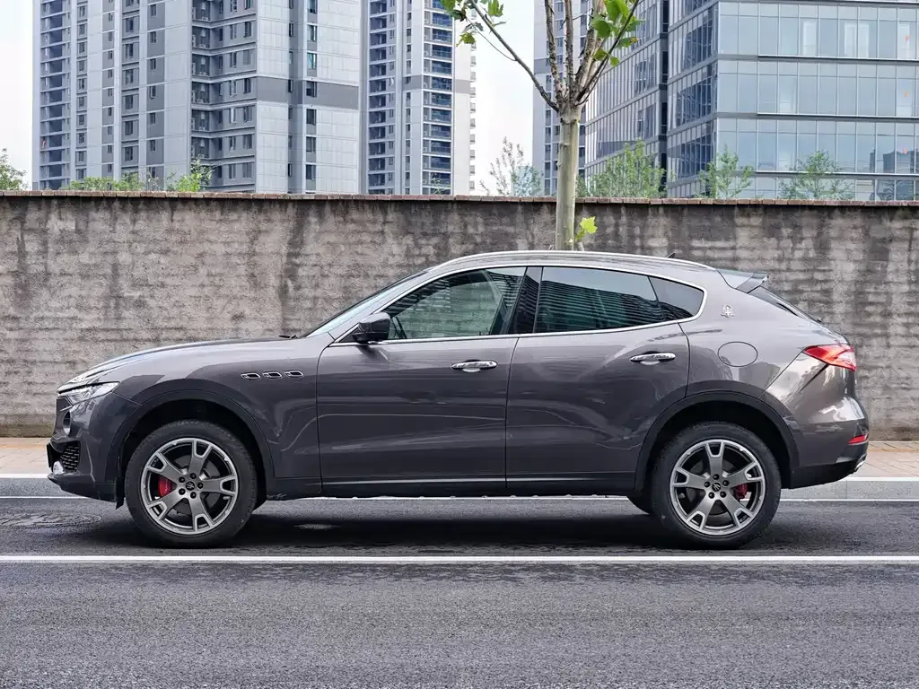 Maserati Levante 2021 из CN, фото 2