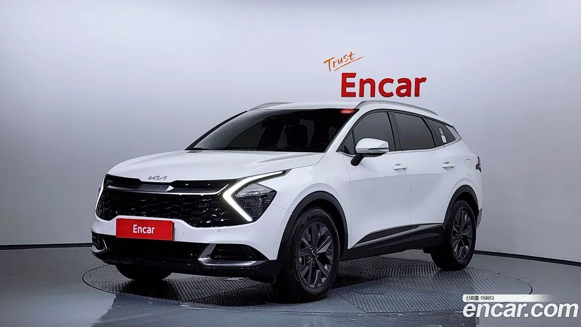 Kia Sportage — фото 1
