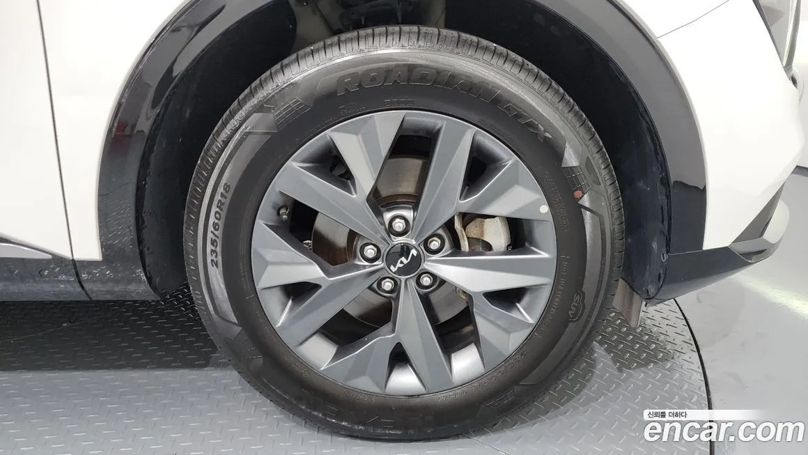 Kia Sportage — фото 5