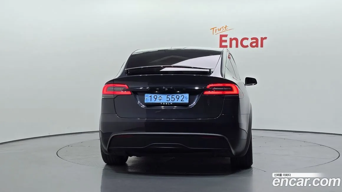 Tesla Model X 2024 из KR, фото 4