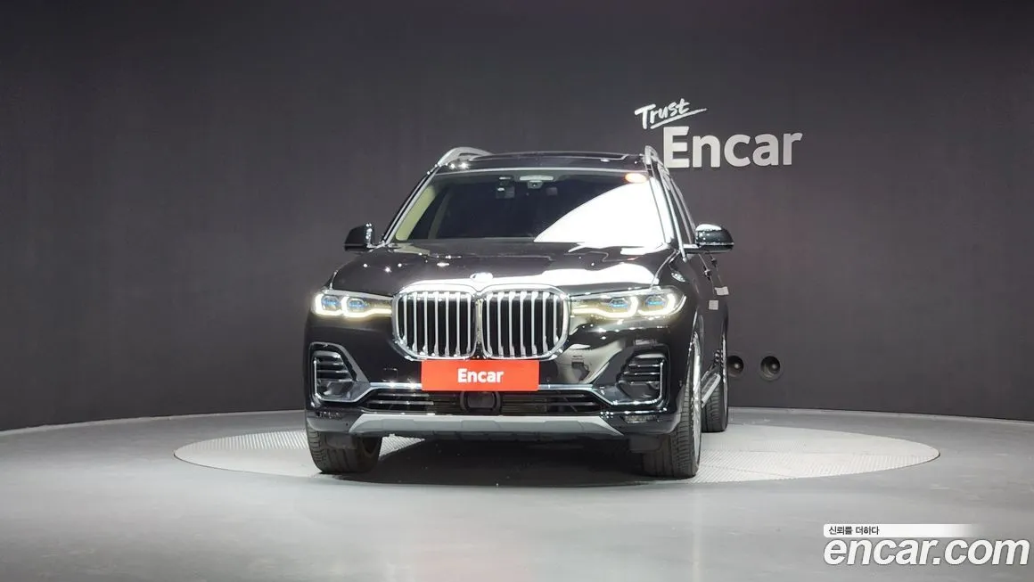 BMW X7 — фото 3