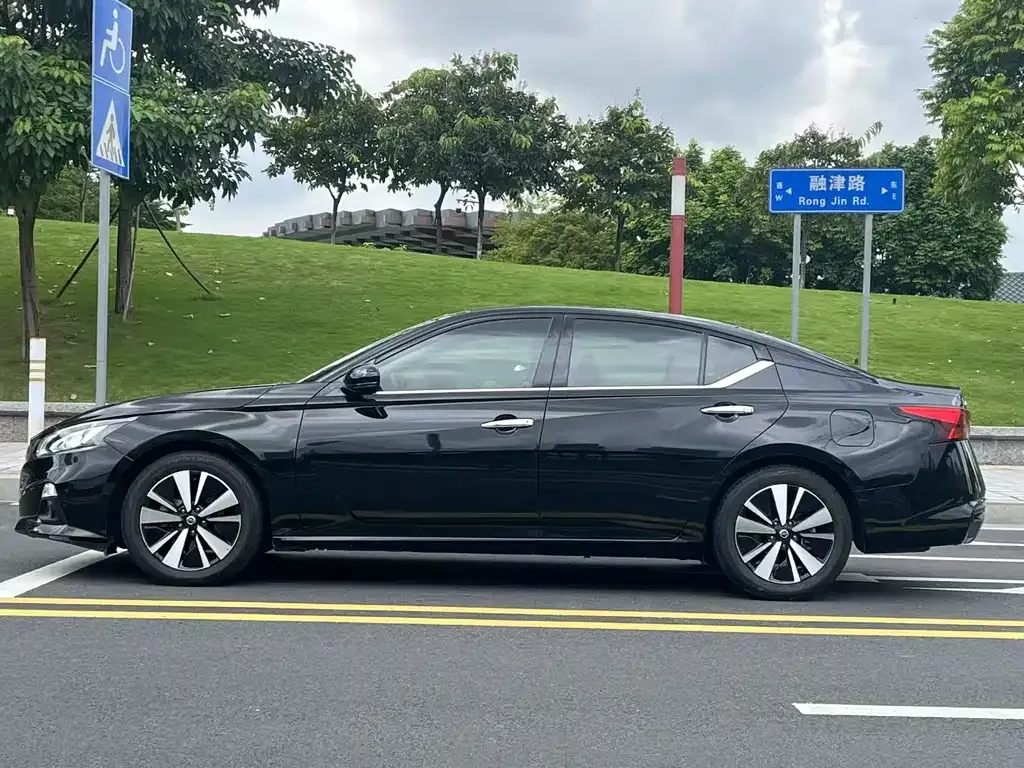 Nissan Teana 2022 из CN, фото 5