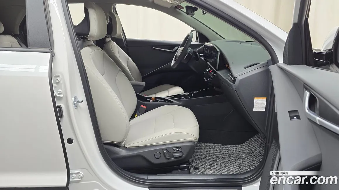 Kia Niro — фото 10