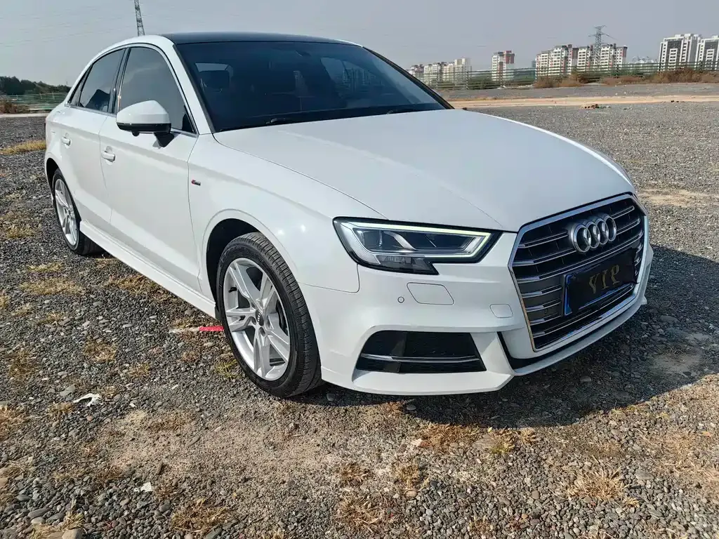 Audi A3 — фото 3