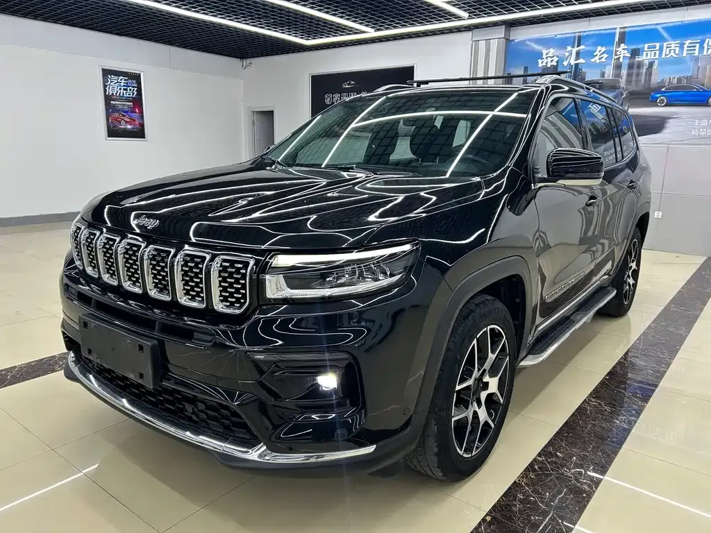 Jeep Grand Commander — фото 1