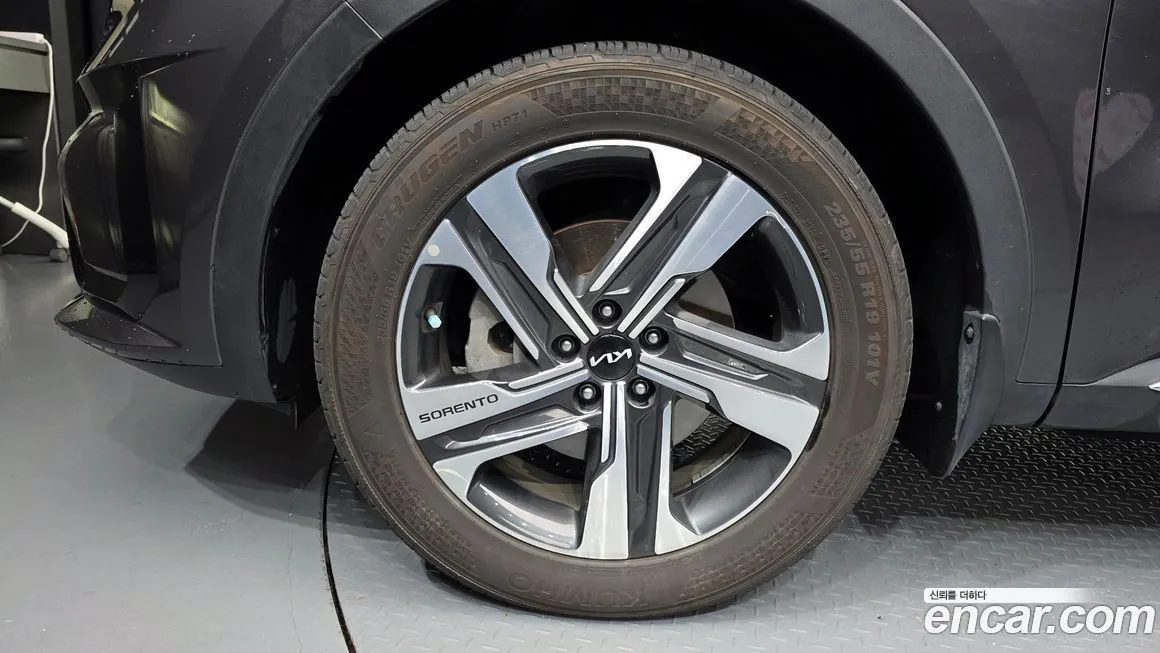 Kia Sorento — фото 5
