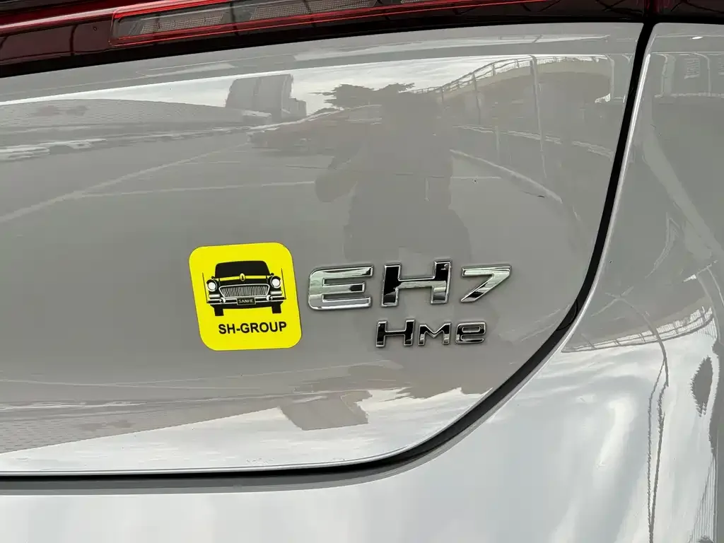 Hongqi EH7 2024 из CN, фото 4