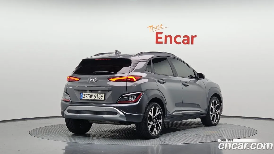 Hyundai Kona — фото 2