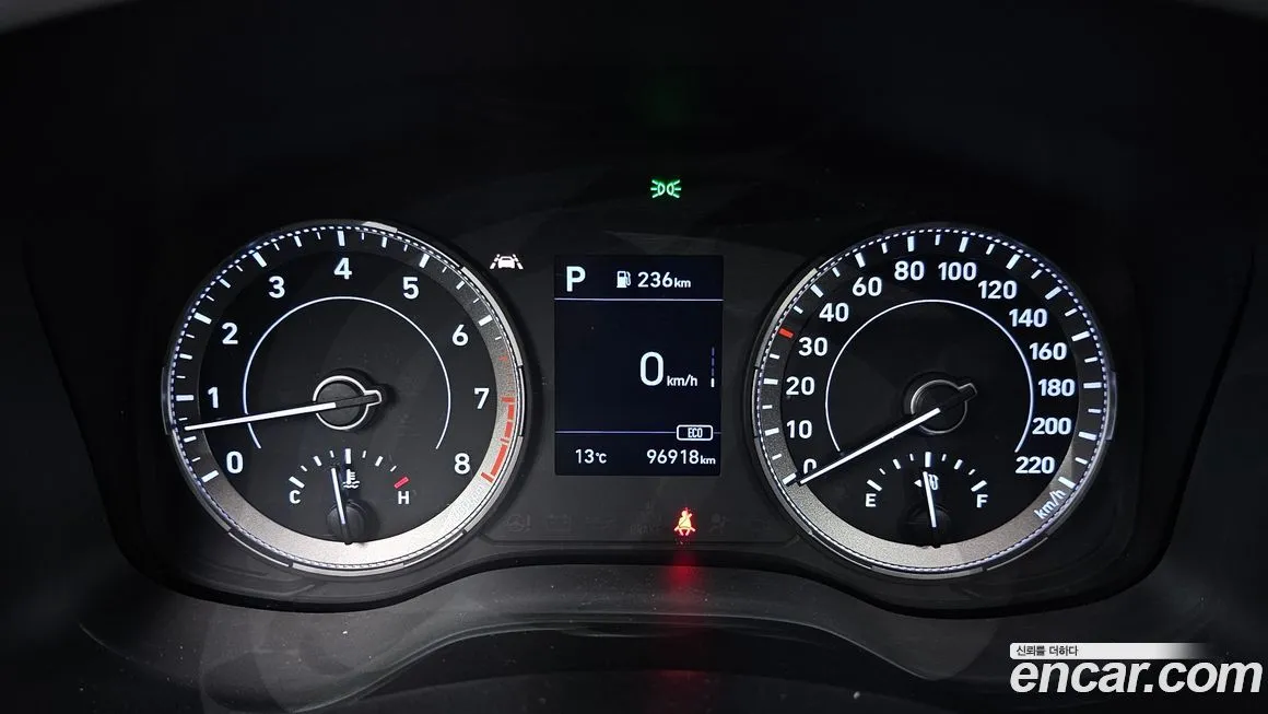 Hyundai Venue 2022 из KR, фото 8