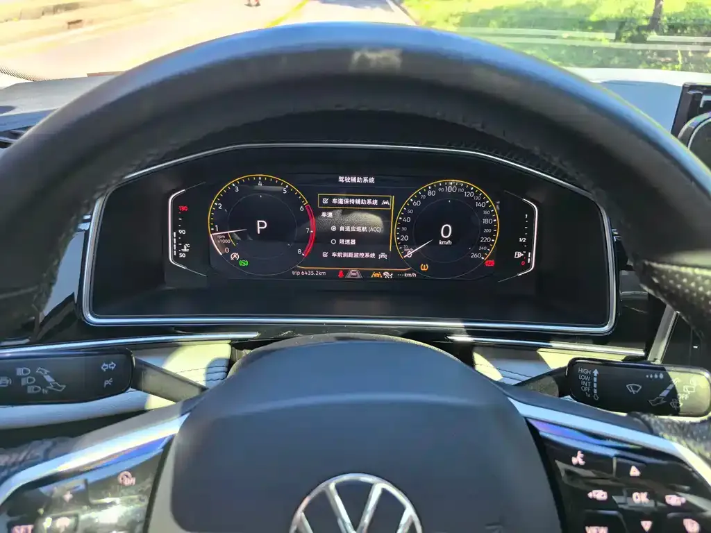 Volkswagen Tiguan L 2023 из CN, фото 9