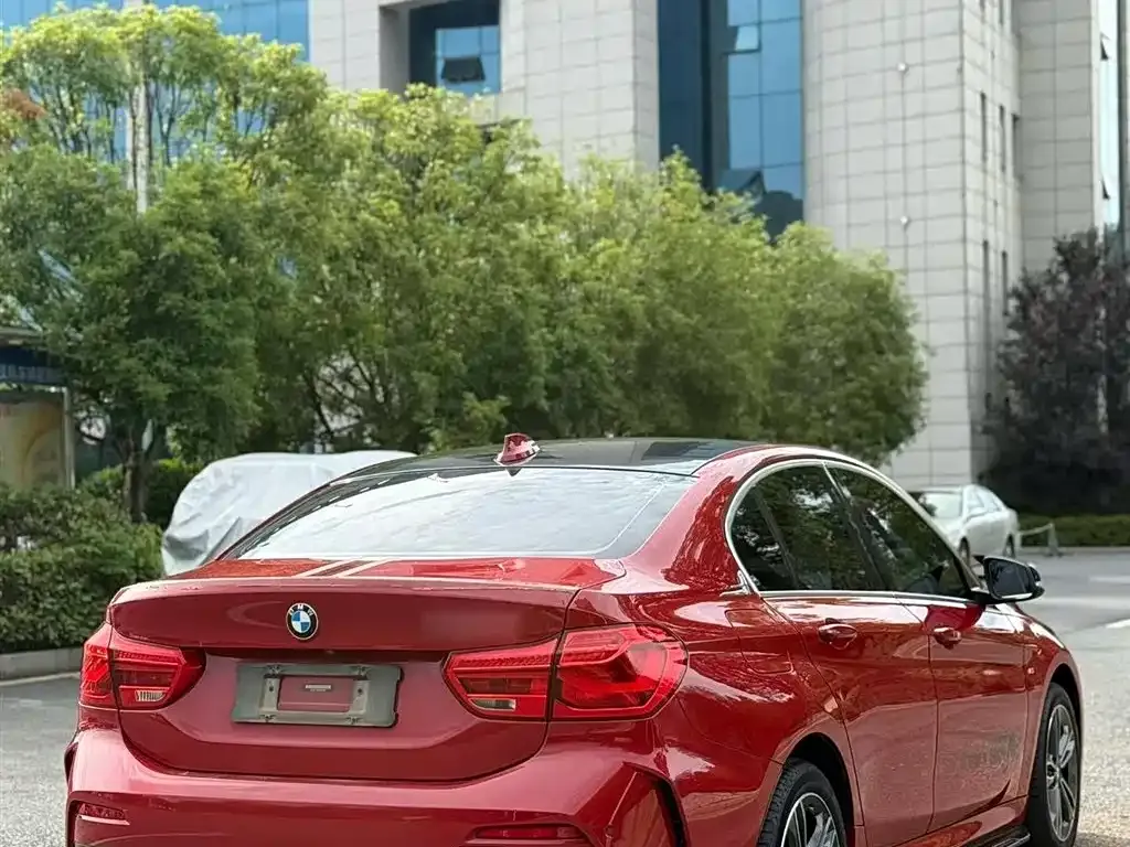 BMW 1 Series 2021 из CN, фото 7