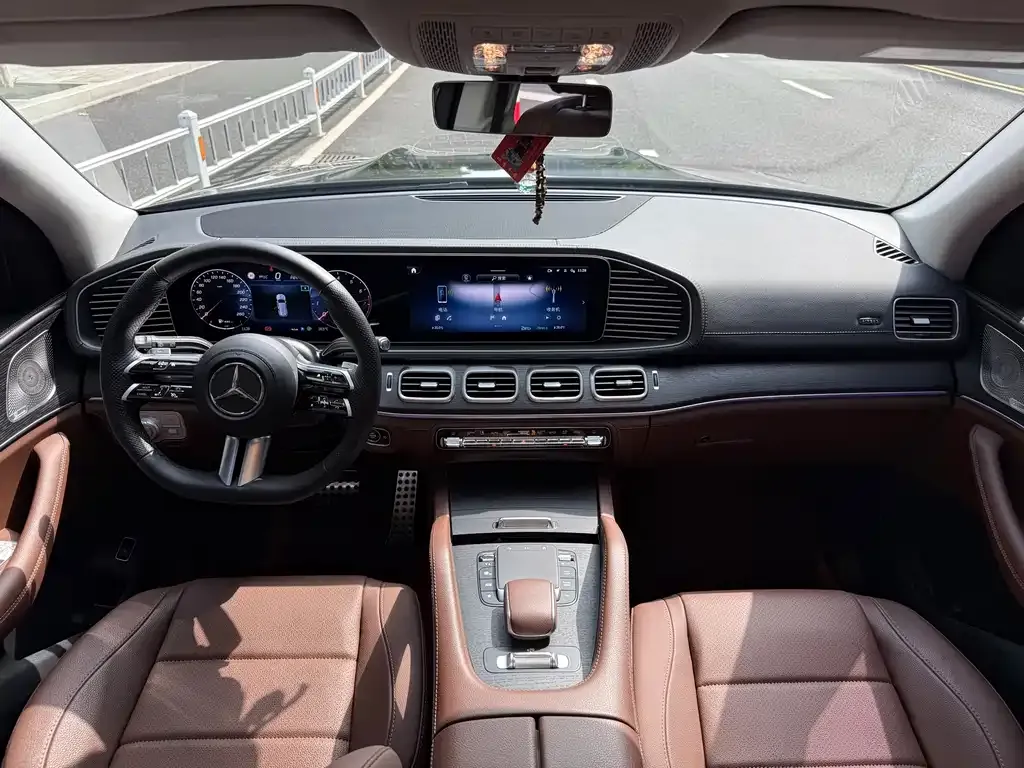 Mercedes-Benz GLS 2024 из CN, фото 8