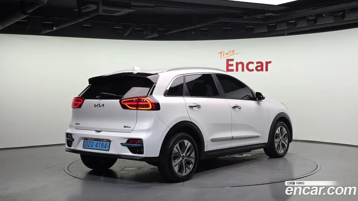 Kia Niro 2022 из KR, фото 2