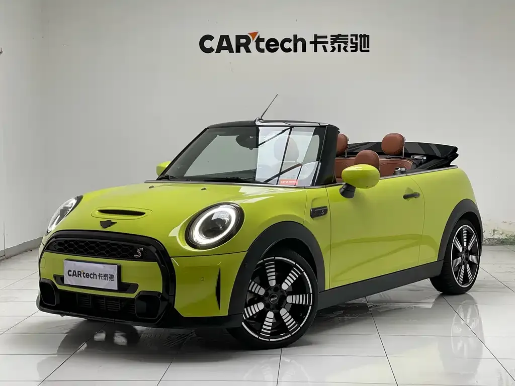 MINI Cooper (3-door) 2023 из CN, фото 1