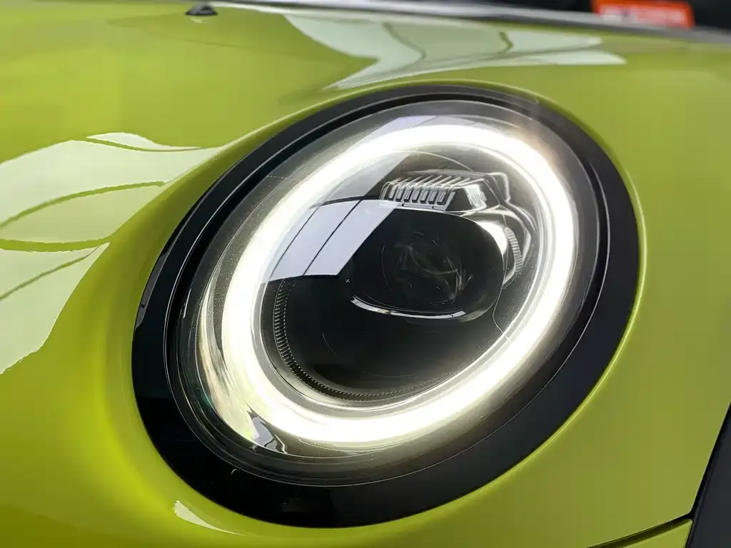 MINI Cooper (3-door) 2023 из CN, фото 6
