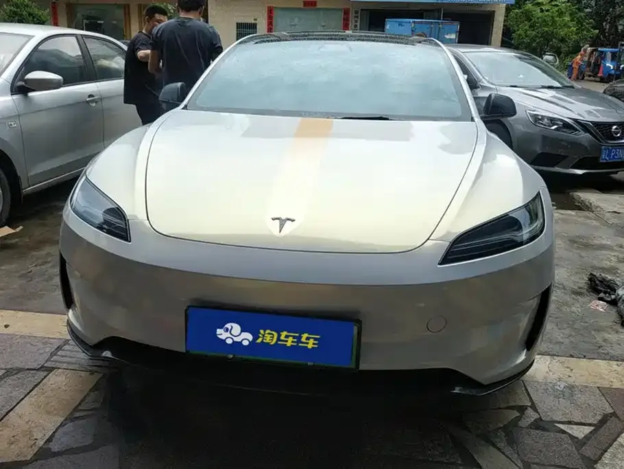 Tesla Model 3 — фото 2