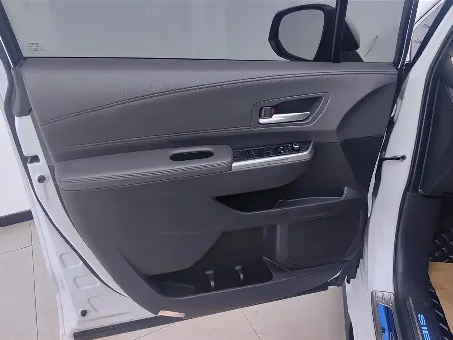 Toyota Sienna 2022 из CN, фото 7