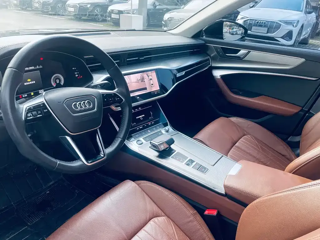 Audi A6L — фото 10
