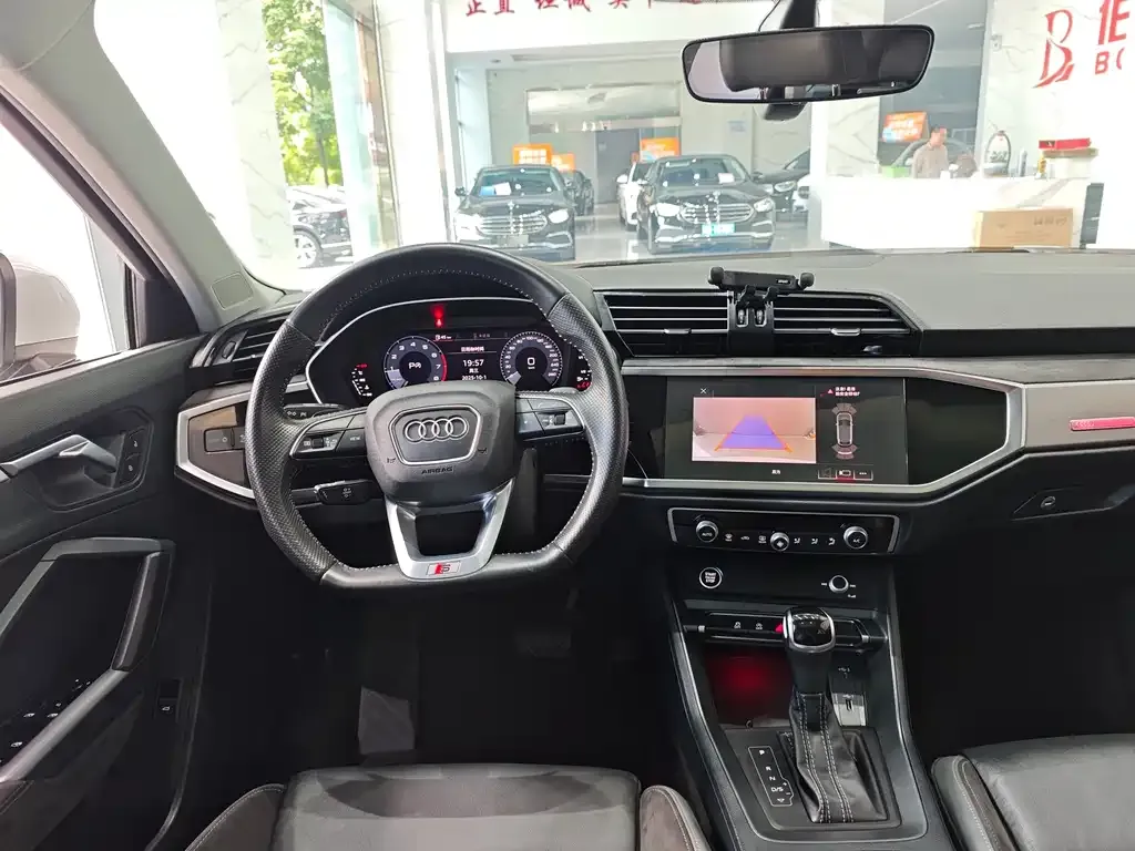 Audi Q3 Sportback 2021 из CN, фото 7