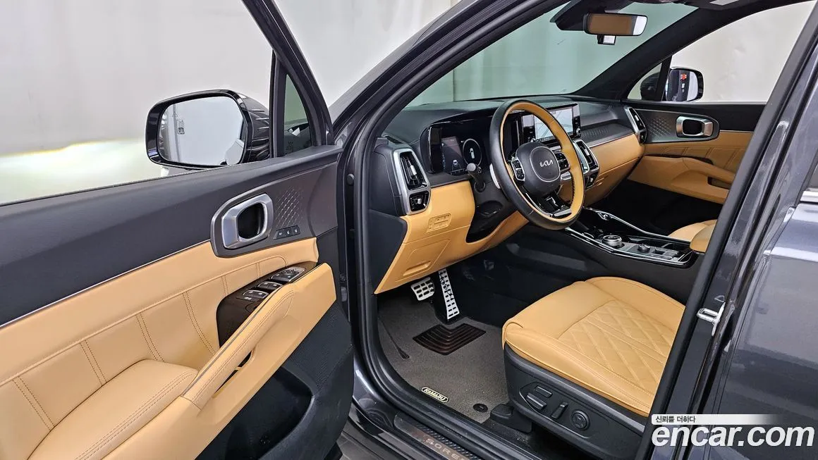 Kia Sorento — фото 10