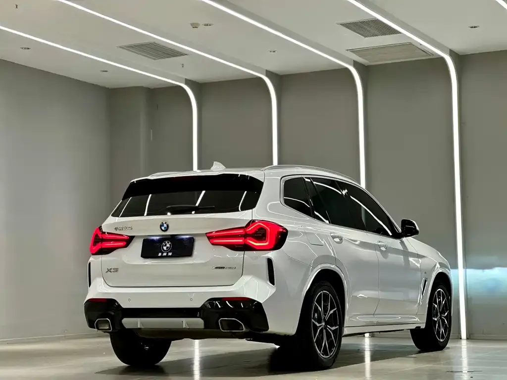 BMW X3 — фото 9