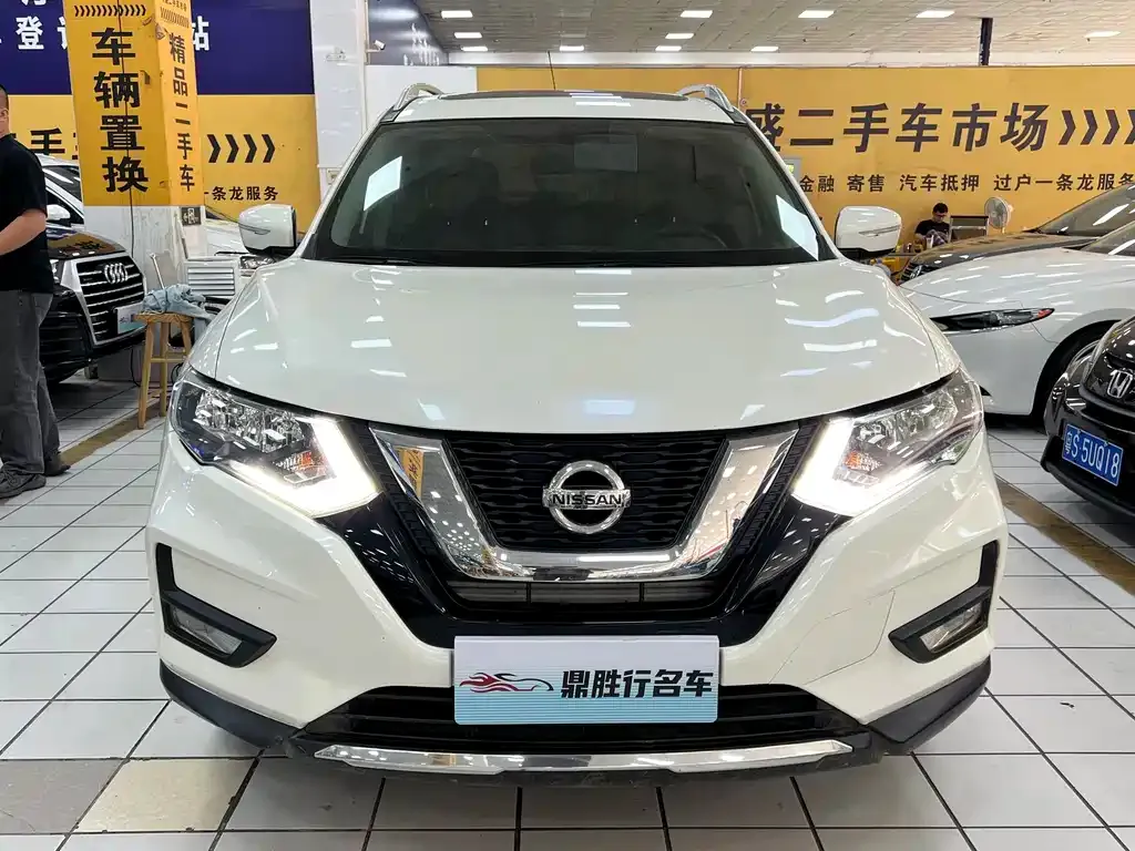 Nissan X-Trail — фото 2