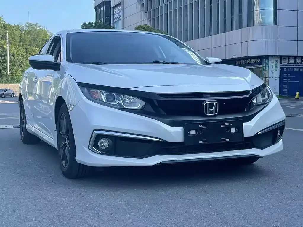 Honda Civic — фото 2