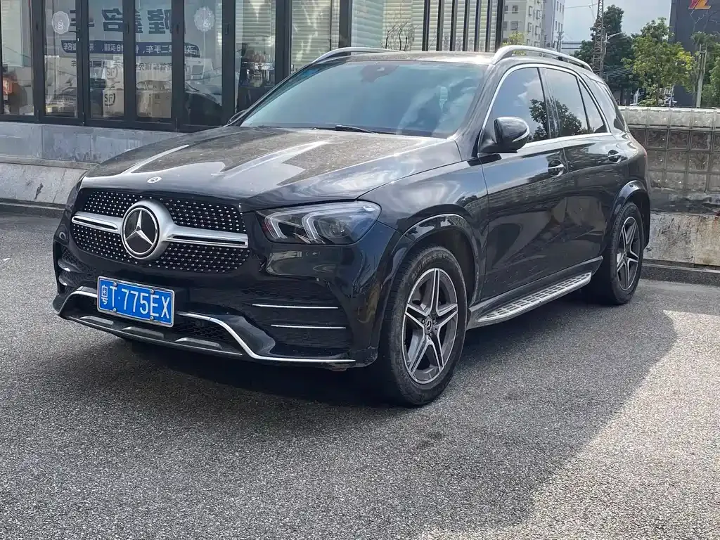 Mercedes-Benz GLE — фото 1