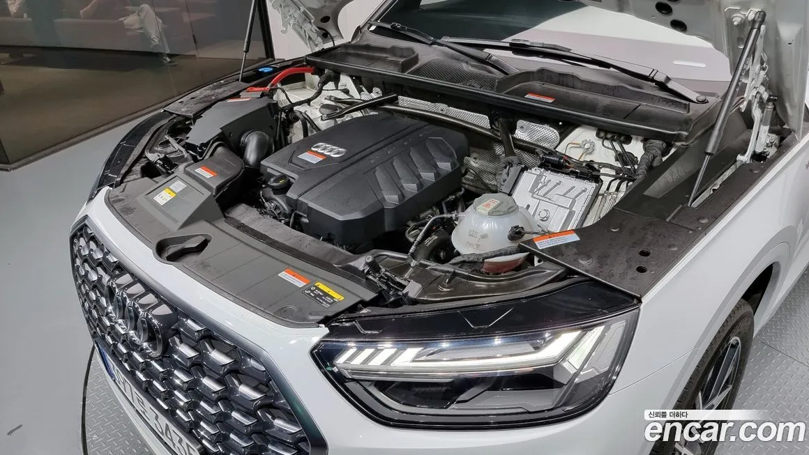 Audi Q5 2023 из KR, фото 6