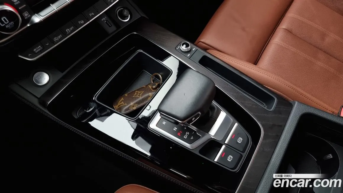 Audi Q5 2023 из KR, фото 9