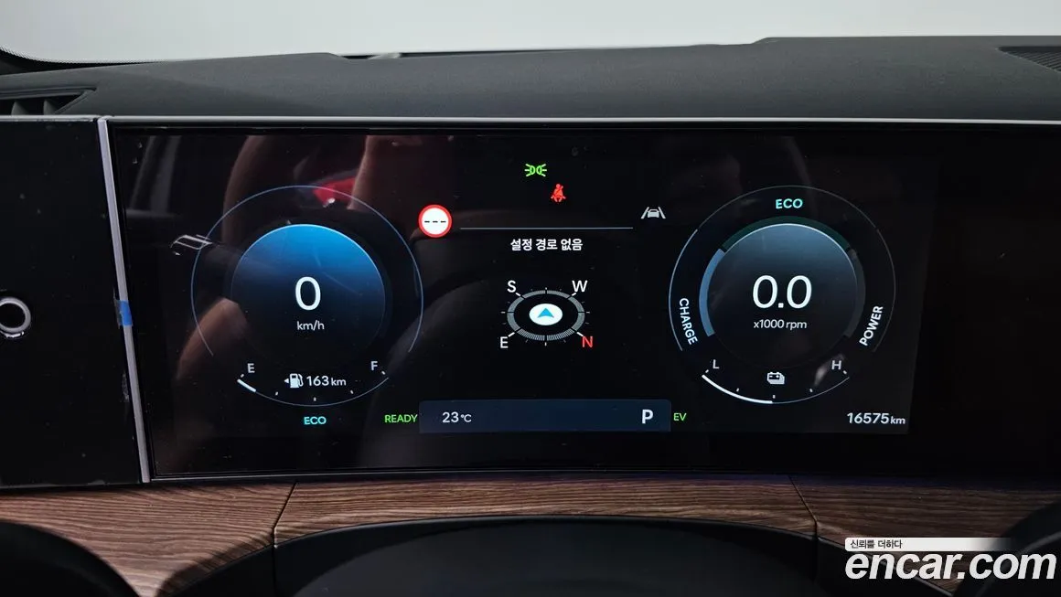 Hyundai Santafe 2025 из KR, фото 8