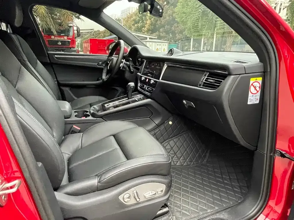 Porsche Macan 2023 из CN, фото 10