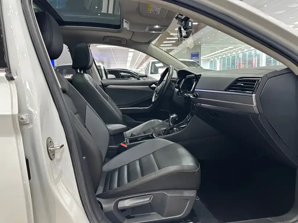 Volkswagen Sagitar 2021 из CN, фото 7