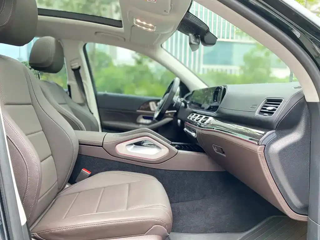 Mercedes-Benz GLS 2023 из CN, фото 10