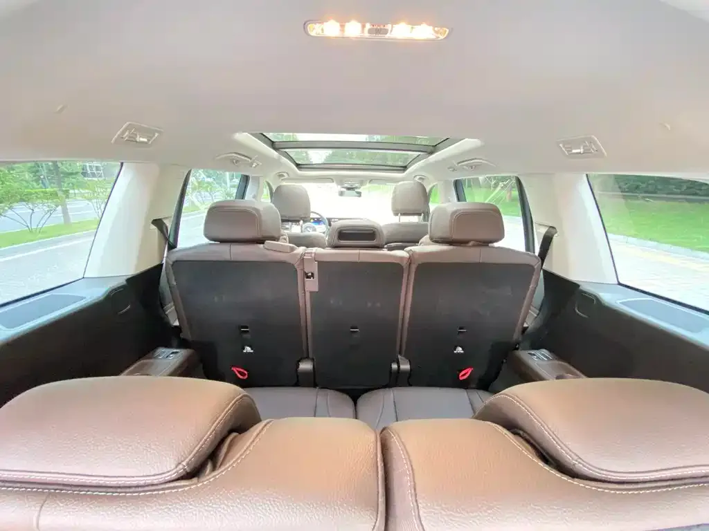 Mercedes-Benz GLS 2023 из CN, фото 8