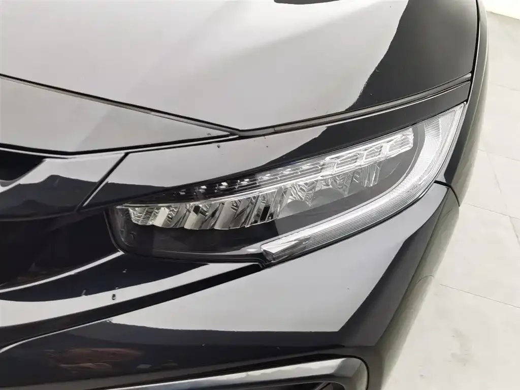 Honda Civic — фото 7