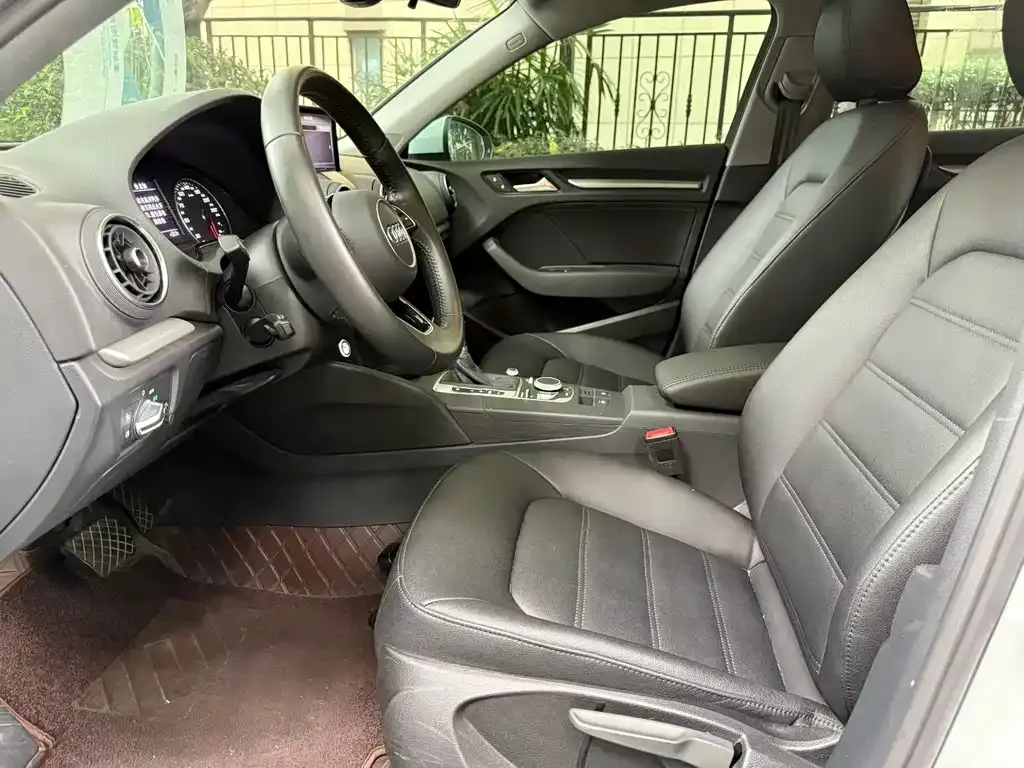 Audi A3 2021 из CN, фото 6