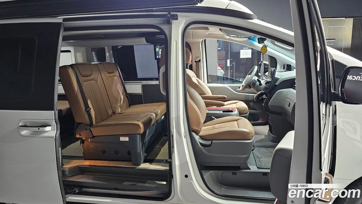 Hyundai Staria 2023 из KR, фото 10