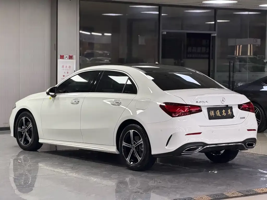 Mercedes-Benz A-Class — фото 10