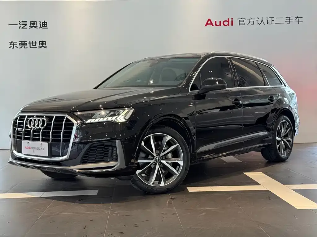 Audi Q7 2023 из CN, фото 1