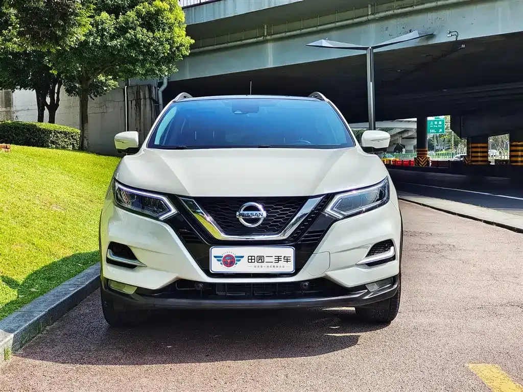 Nissan Qashqai — фото 2