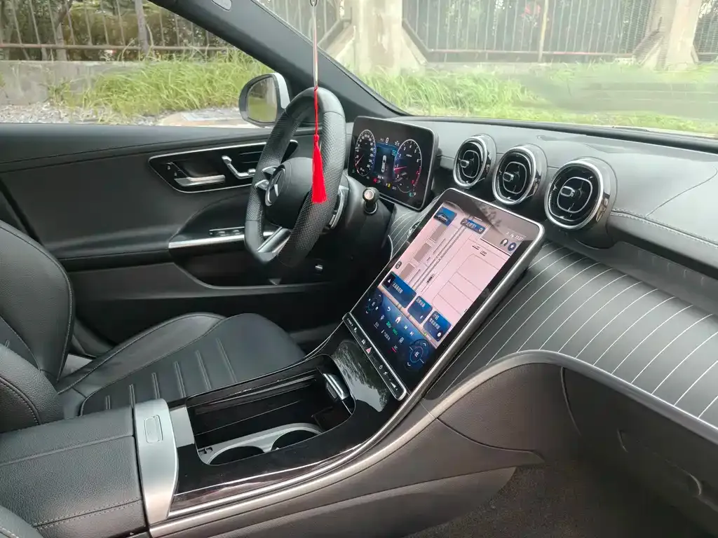 [object Object] C-Class 2023 из CN, фото 9