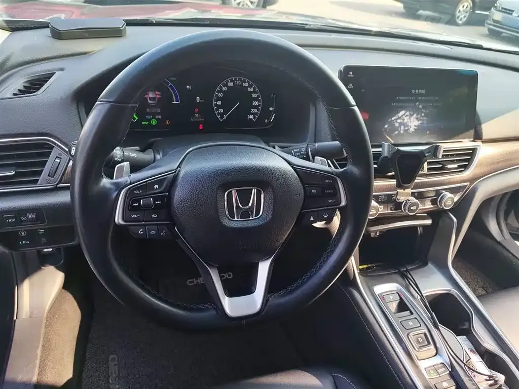 Honda Accord — фото 5